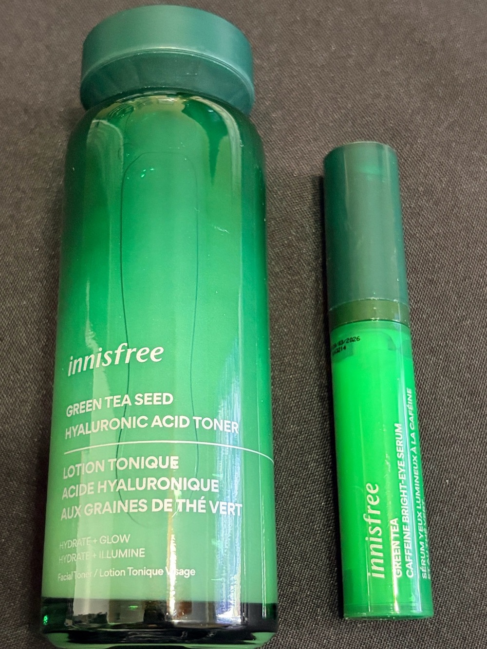 innisfree GREEN TEA HYALURONIC ACID TONER & GREEN TEA CAFFEINE BRIGHT EYE SERUM